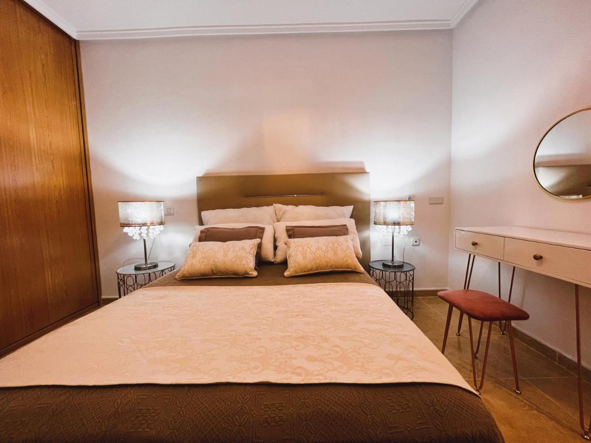 Holiday Suite Fragata ตอร์เรเวียคา ภายนอก รูปภาพ