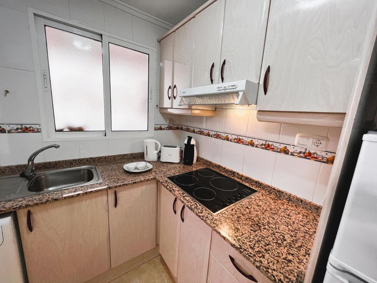 Holiday Suite Fragata ตอร์เรเวียคา ภายนอก รูปภาพ