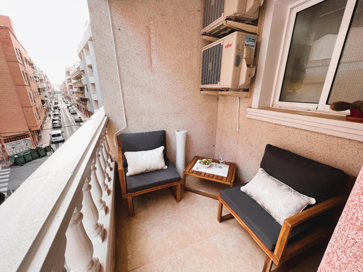 Holiday Suite Fragata ตอร์เรเวียคา ภายนอก รูปภาพ